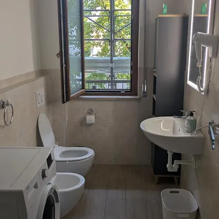 V & G House Апартаменты