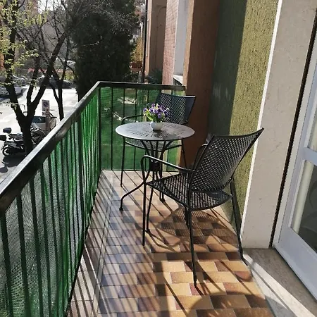 Apartament V & G House