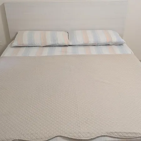 דירה V & G House