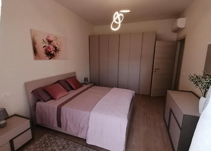 דירה V & G House *